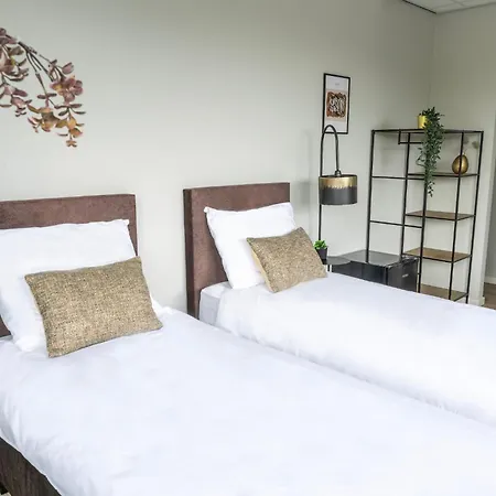 Fast Wifi, En Bathroom - Maison Lux Apartment Raamsdonksveer