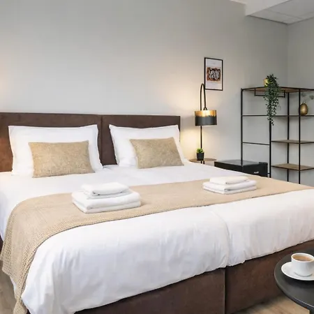 Apartment Modern Suite w WiFi&AC near Breda&Efteling Raamsdonksveer