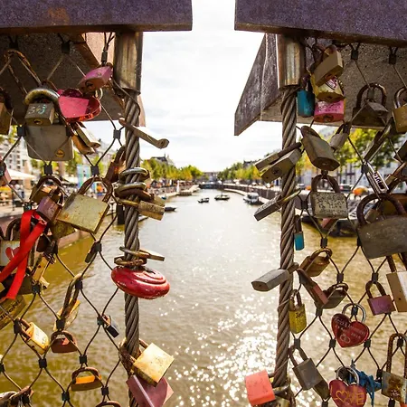 Appartamento Fast Wifi, En Bathroom - Maison Lux